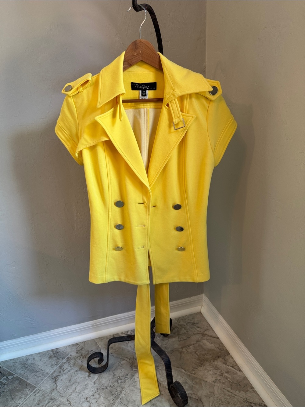 Cache Contour Collection Vibrant Yellow Short-Sleeve Double-Breasted Trench Top